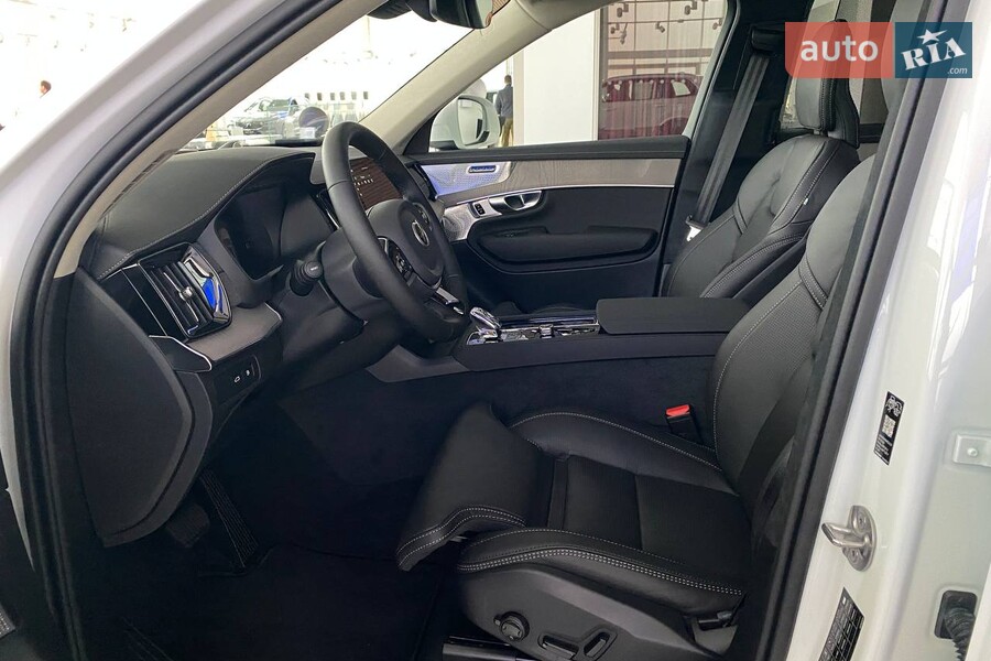 Volvo XC90 Recharge - фото 13