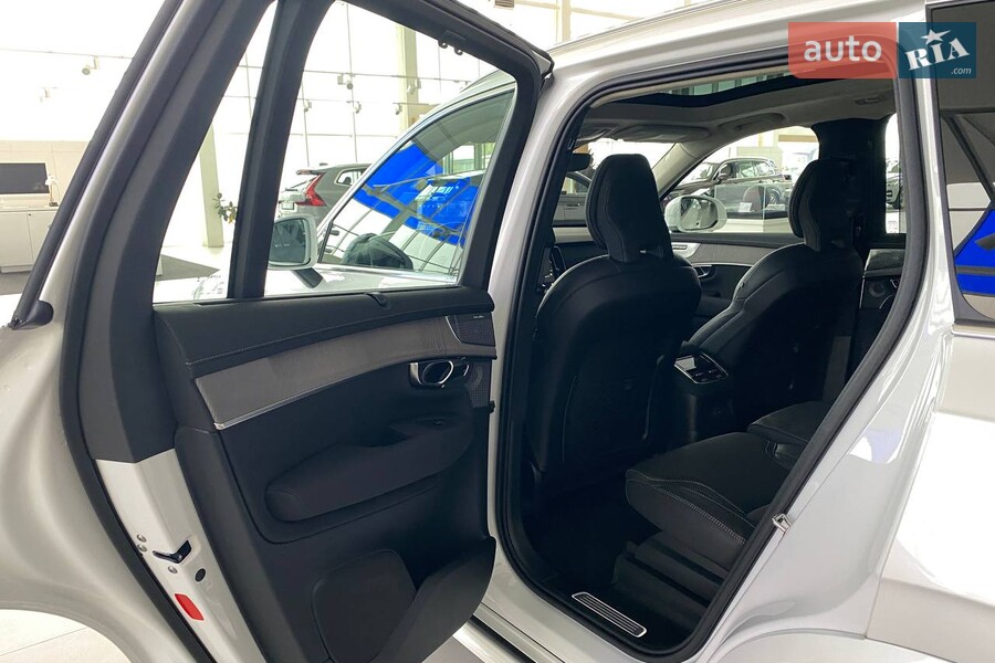 Volvo XC90 Recharge - фото 12