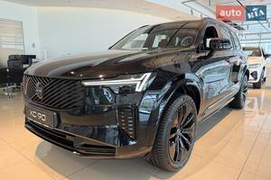 Volvo XC90 Recharge Plus Black Edition