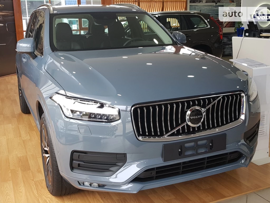 Volvo XC90 Momentum