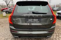 Volvo XC90 R-Design