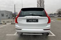 Volvo XC90 R-Design