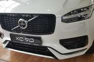 Volvo XC90 R-Design