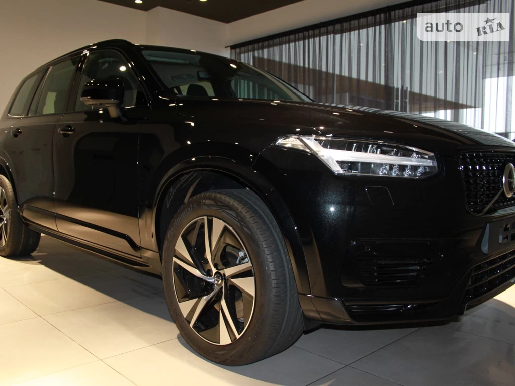 Volvo XC90 R-Design