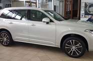 Volvo XC90 Momentum