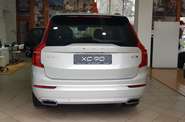 Volvo XC90 Momentum