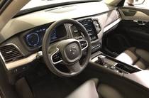 Volvo XC90 Momentum