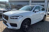 Volvo XC90 Momentum