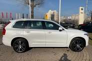 Volvo XC90 Momentum