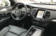 Volvo XC90 Momentum