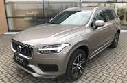 Volvo XC90 Momentum