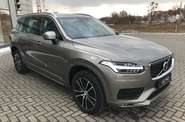 Volvo XC90 Momentum