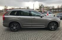 Volvo XC90 Momentum