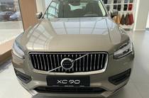 Volvo XC90 Momentum