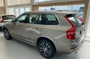 Volvo XC90 Momentum