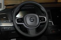 Volvo XC90 Momentum