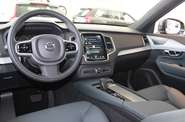 Volvo XC90 Momentum