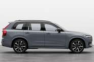 Volvo XC90 Plus Dark