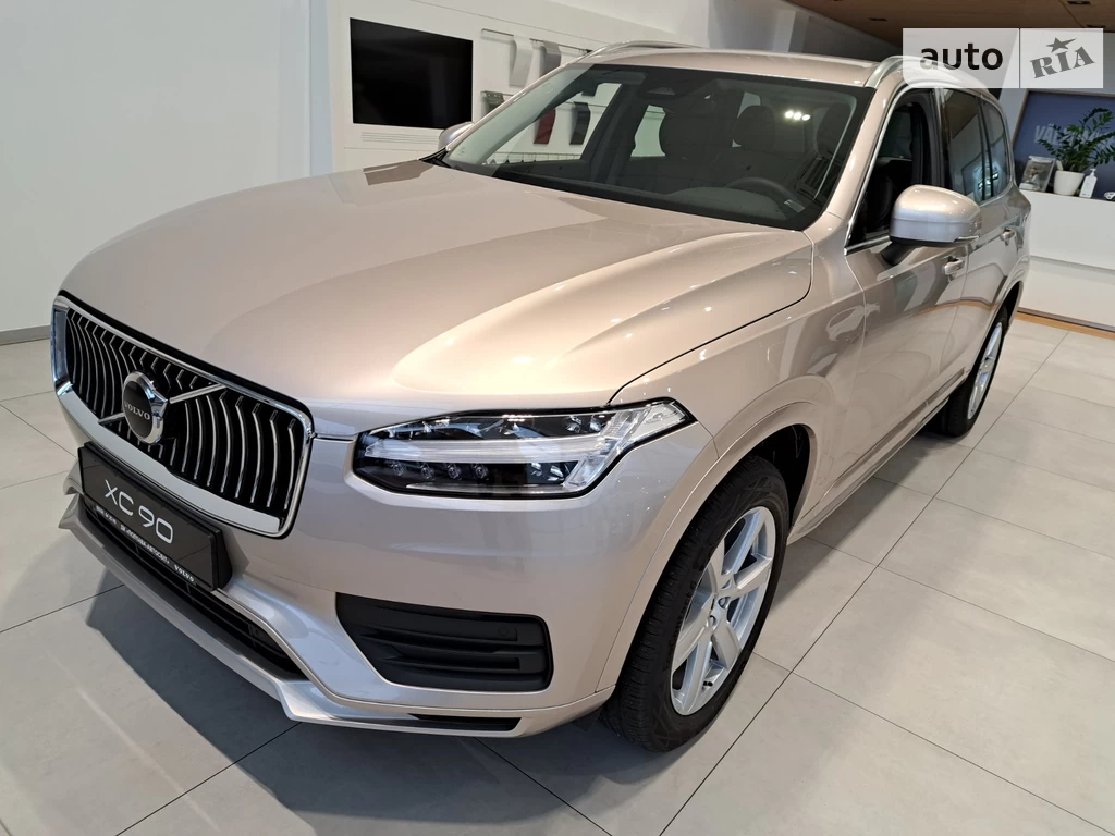 Volvo XC90 Core