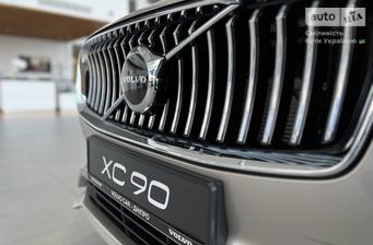 Volvo XC90 2022 Core
