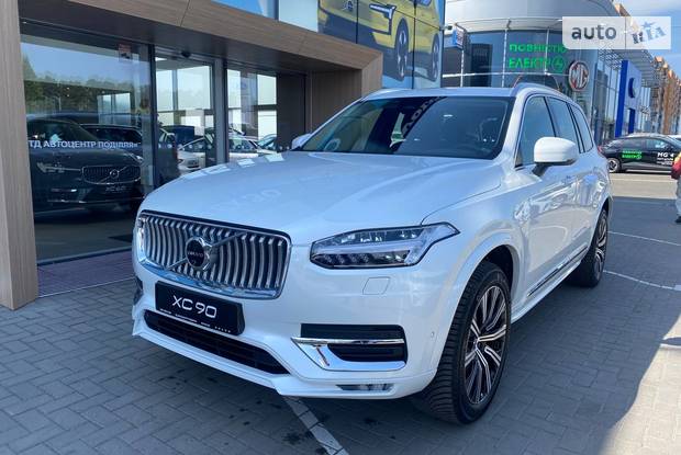 Volvo XC90 Plus Bright