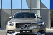 Volvo XC90 Plus Bright