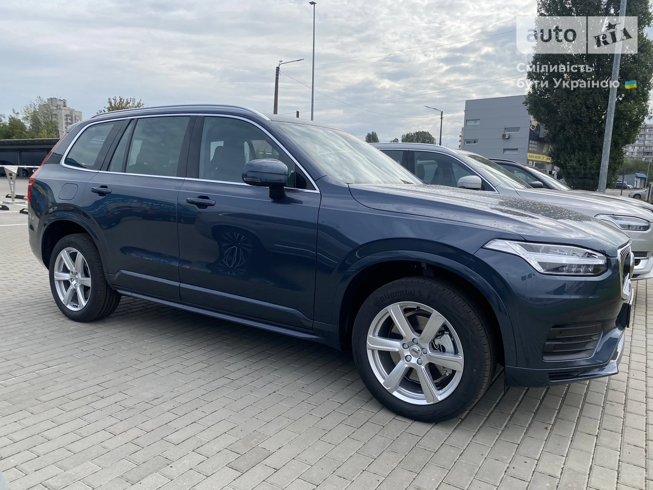 Volvo XC90 Core