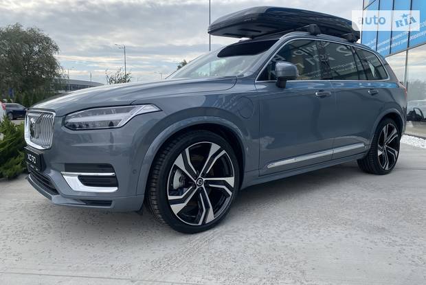 Volvo XC90 Plus Bright