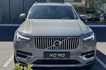 Volvo XC90 Plus Bright