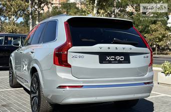 Volvo XC90 2024 Plus Bright