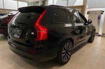 Volvo XC90 Plus Dark