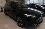 Volvo XC90 Plus Dark