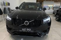 Volvo XC90 Plus Dark