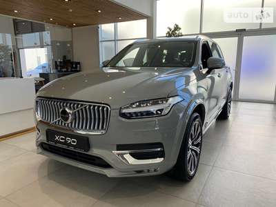 Volvo XC90 2024 Plus Bright