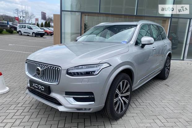 Volvo XC90 Plus Bright