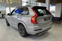 Volvo XC90 Ultimate Dark