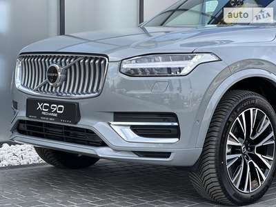 Volvo XC90 Ultimate Bright 2.0 Geartronic (455 к.с.) PHEV AWD 7s 2023