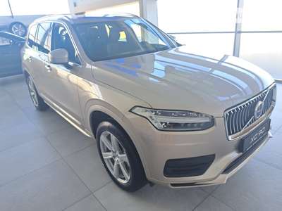 Volvo XC90 Core 2.0 AT (250 к.с.) MHEV AWD 7s 2023