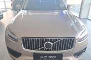 Volvo XC90 Core