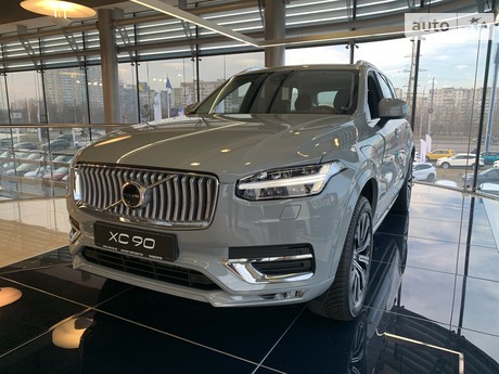 Volvo XC90 2023