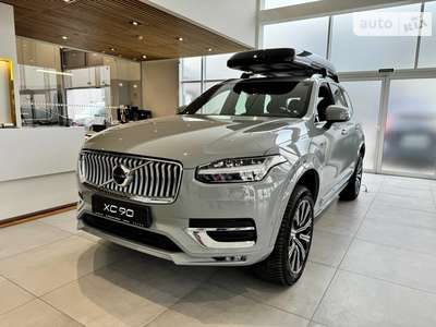 Volvo XC90 2024 Plus Bright