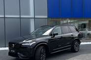 Volvo XC90 Ultimate Dark