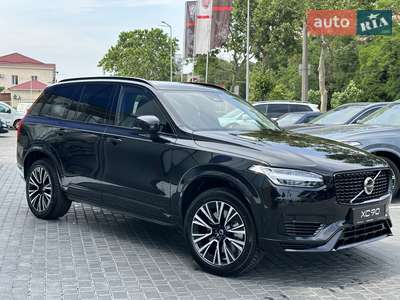 Volvo XC90 2024 Plus Dark