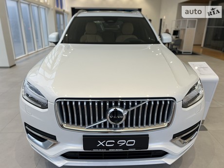 Volvo XC90 2023