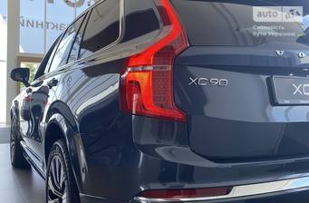 Volvo XC90 2024 Plus Bright