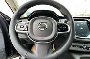 Volvo XC90 - фото 24