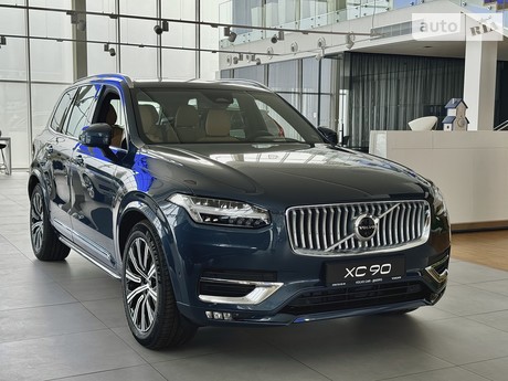 Volvo XC90 2025