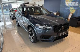 Volvo XC90 2025 Ultimate Dark