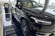 Volvo XC90 Plus Bright