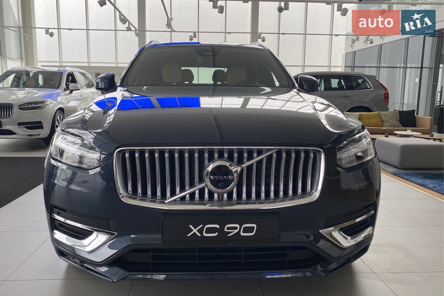 Volvo XC90 - фото 2